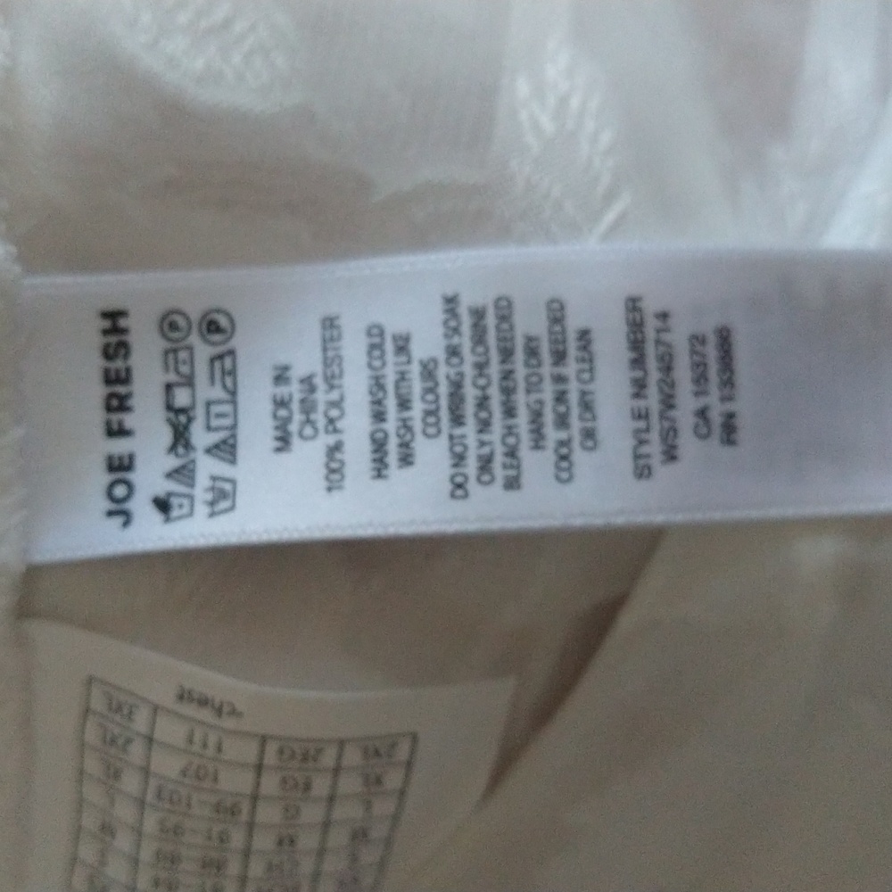 Joe Fresh Tank - Picture 6 of 6